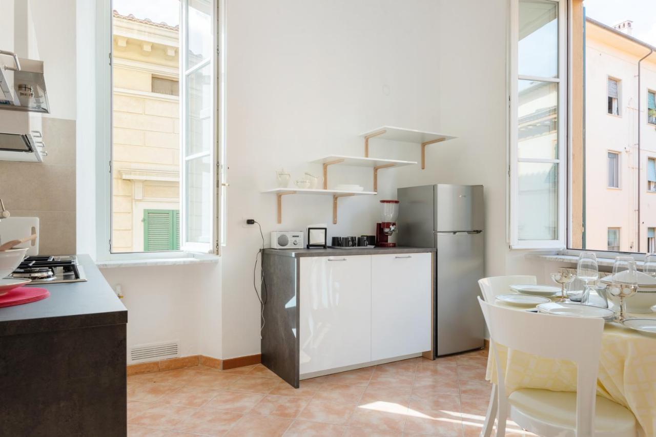 Borgo Stretto Bright Apartments Pisa Luaran gambar